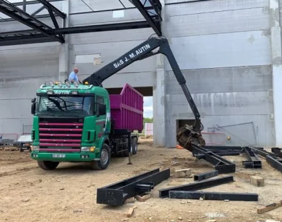 camion ferrailleur à Mainvilliers et Lucé près de Chartres en Eure-et-Loir 28